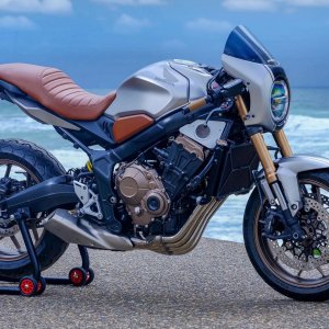 Honda-CB650R-custom-Blanmoto-Honda-Spain-05-scaled.jpg